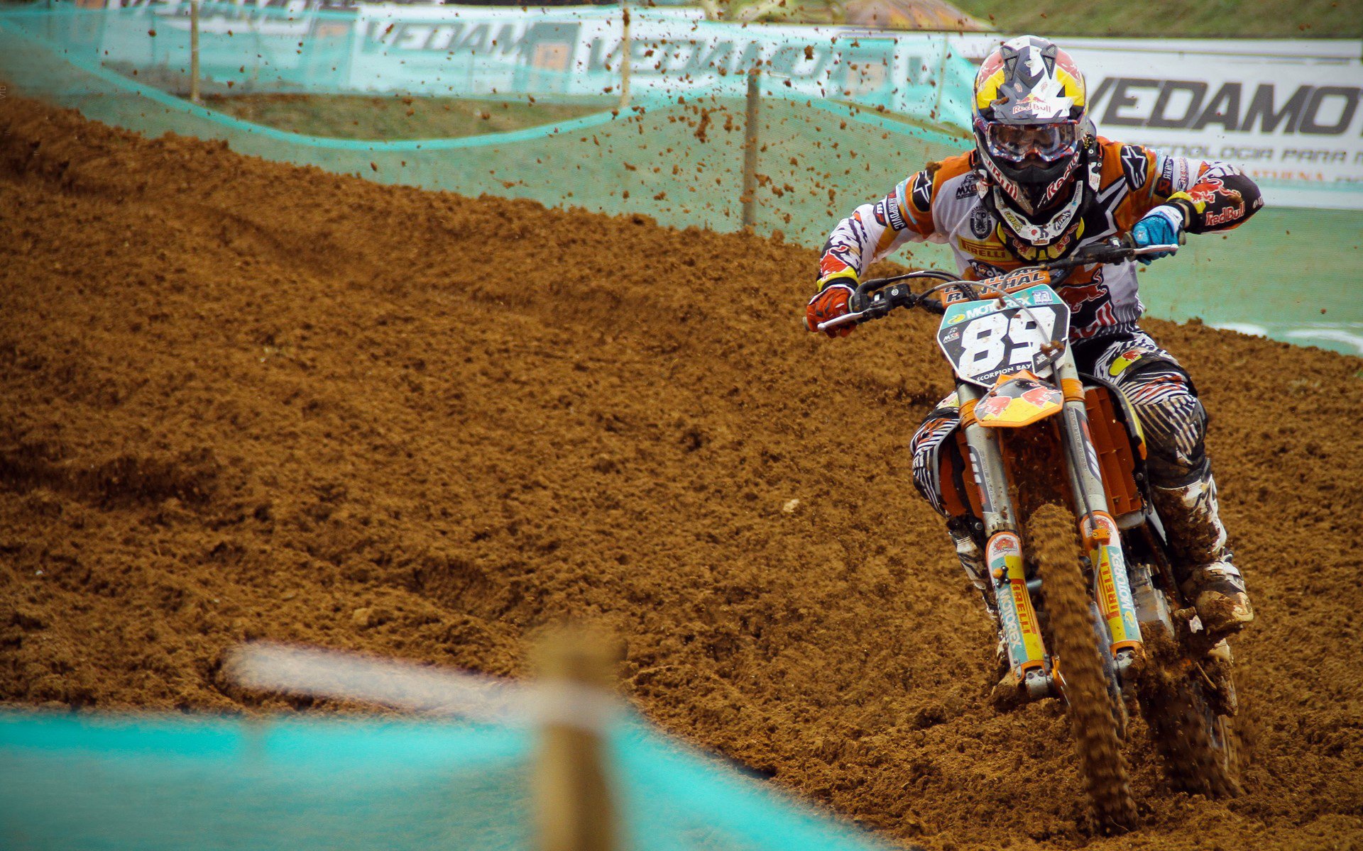 罗德里刷新纪录之夜，土耳其上演惊天翻盘塞内加尔的战术启示